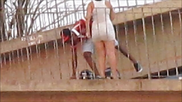 Pornografia sensual sem registo.  Amy vídeo pornô com mulher brasileira gostosa Faye e Cherry Thorne